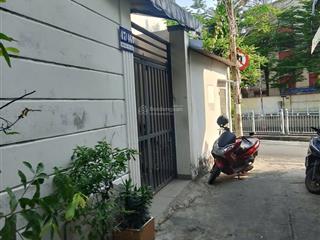 Bán nhà 3 mặt tiền 130m2, 2 tầng, sạch đẹp vừa ở vừa kinh doanh tại kênh tân hóa, p14, quận 6
