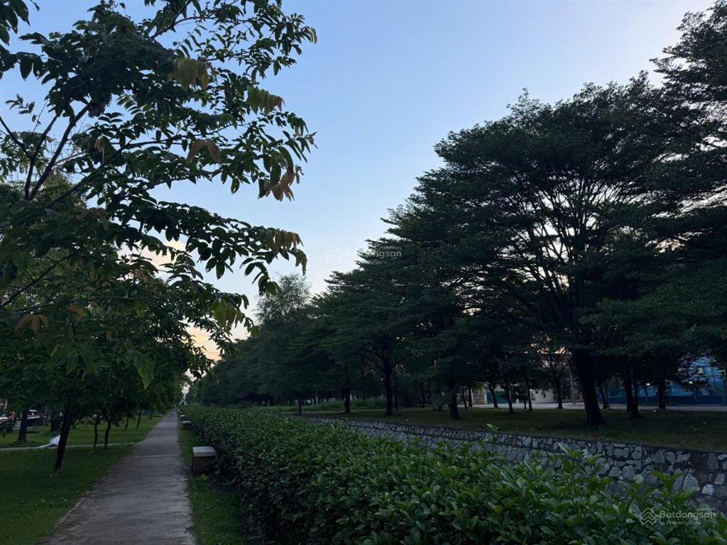 Cho thuê số nhà 238 đường kênh 19/5, p. tây thạnh, 2 mt, dt = 10x20m giá 30tr/tháng