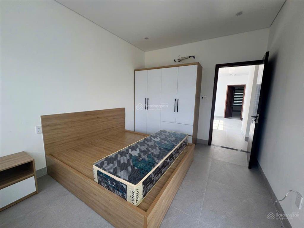 Có hỗ trợ khách nước ngoài,  0336 577 *** em vĩnh