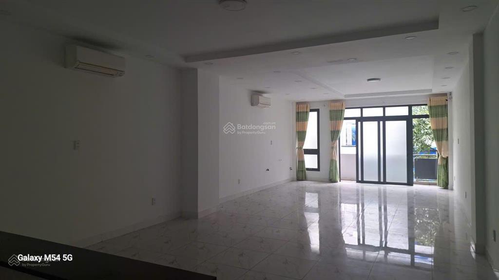 Chính chủ cho thuê mặt bằng trệt, tầng 1 & hầm có thang máy riêng tại kđt vạn phúc city thủ đức