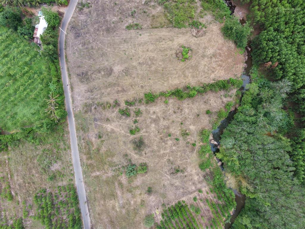 Bán 3500m2, 100tc view suối cầu 3, hoà hội, tp. hcm  thực tế 4200m2 đường nhựa, giá 2,8 tỷ