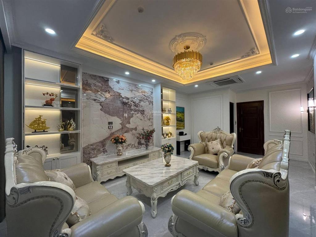 Cực phẩm phân lô  ô tô tránh phố vĩnh phúc , ba đình 46 m2 x 8t thang máy, mt 4,2m 29 tỷ.