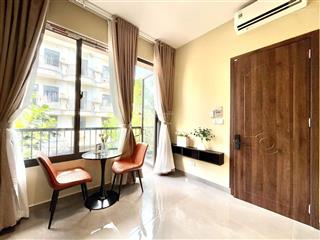 Studio ban công, nội thất mới đẹp, chỗ để xe rộng, ra vào vân tay, pccc đầy đủ, ô tô tới, kế lotte