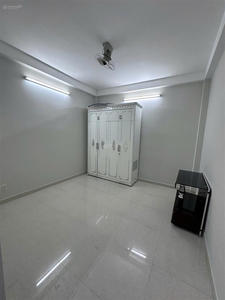 Sát bên sunrise, lotte mart quận 7, himlam, 6 phòng cho thuê có dòng tiền, xây thêm tầng được