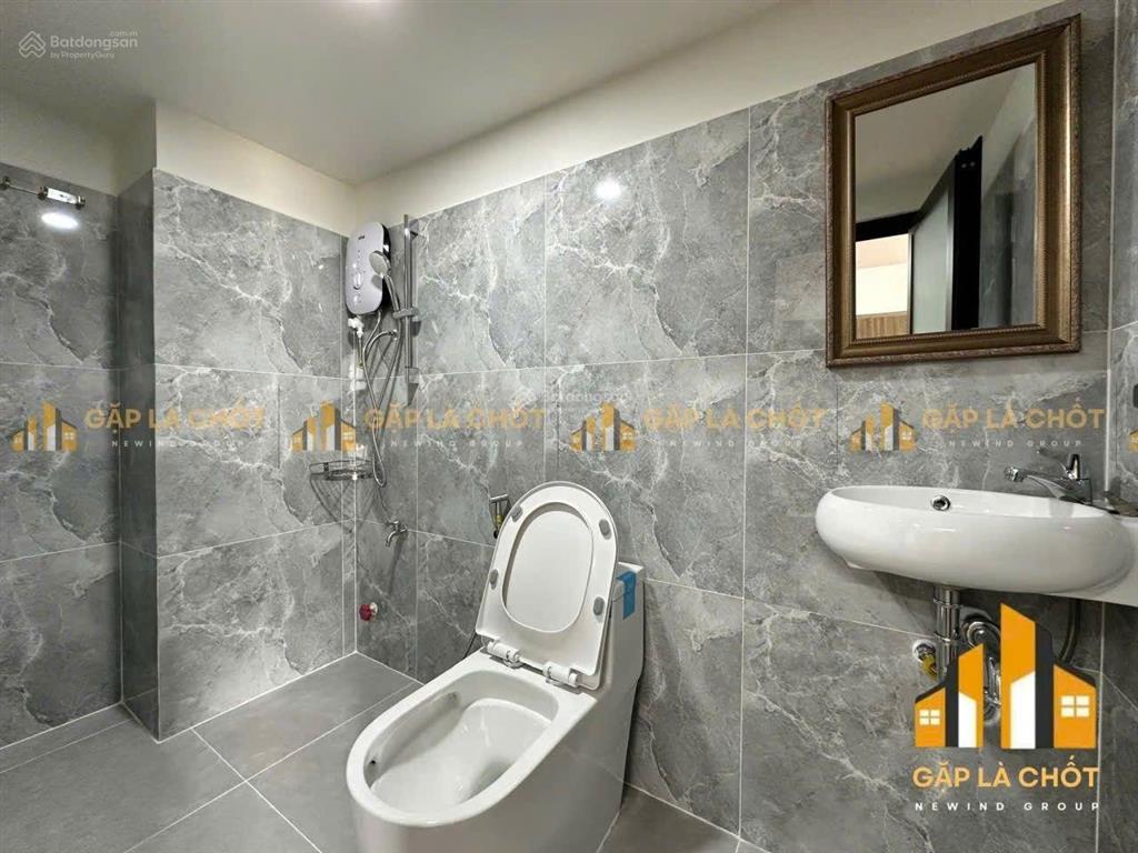 Duplex ban công gần ufm|rmit|tdtu, thang máy, full nội thất máy giặt riêng, gần quận 4 quận 1