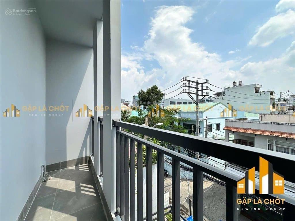 Duplex ban công gần ufm|rmit|tdtu, thang máy, full nội thất máy giặt riêng, gần quận 4 quận 1