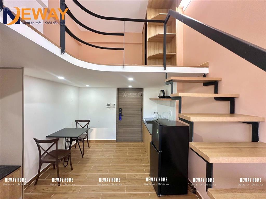Duplex gác cao 2m, đầy đủ nội thất, dịch vụ dọn phòng free, kế bên sunrise city, lotte mart, rmit