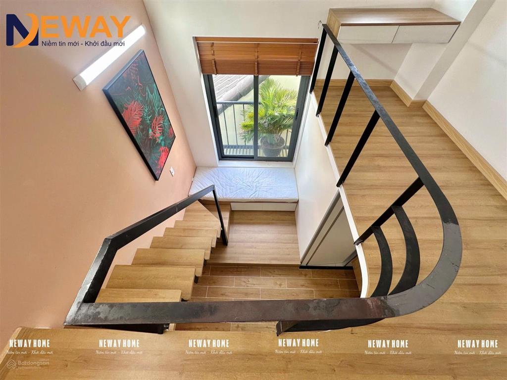 Duplex gác cao 2m, đầy đủ nội thất, dịch vụ dọn phòng free, kế bên sunrise city, lotte mart, rmit