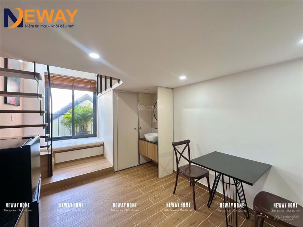 Duplex gác cao 2m, đầy đủ nội thất, dịch vụ dọn phòng free, kế bên sunrise city, lotte mart, rmit