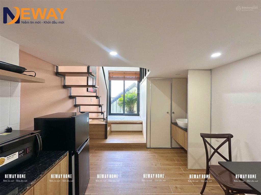 Duplex gác cao 2m, đầy đủ nội thất, dịch vụ dọn phòng free, kế bên sunrise city, lotte mart, rmit