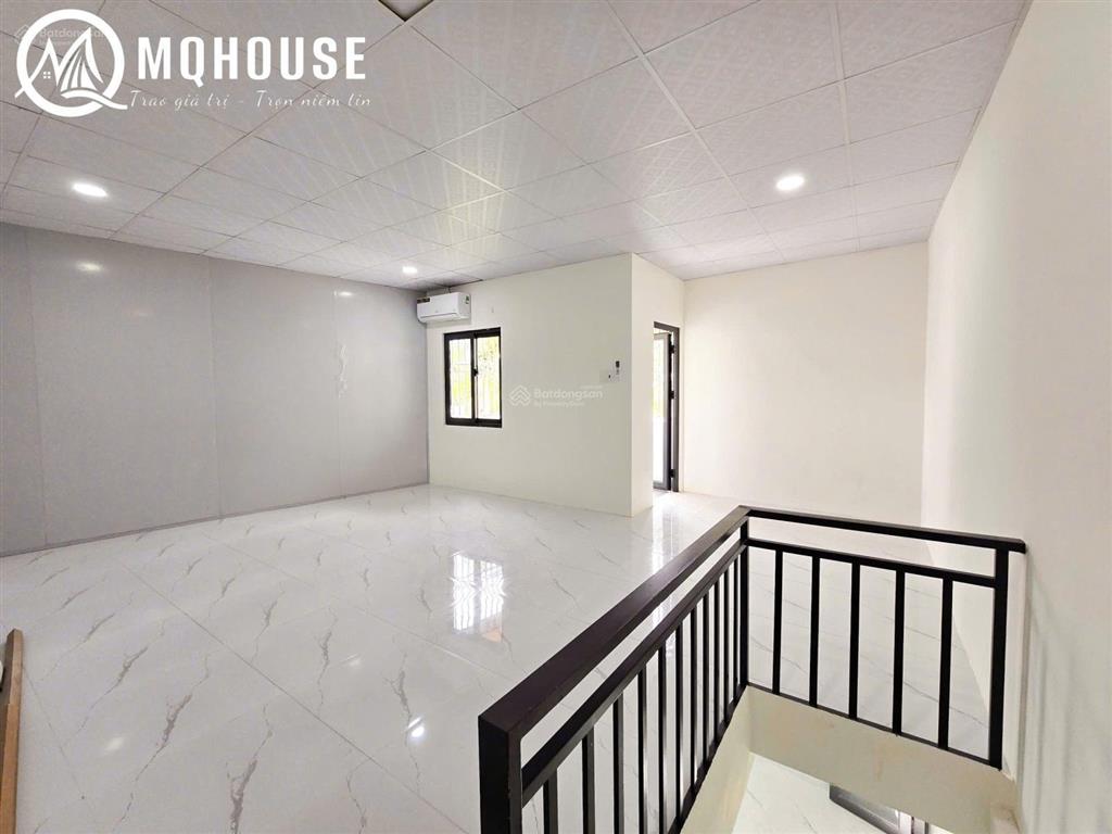 Duplex ban công|máy giặt riêng|full nội thất|mới đẹp|khu chế xuất tân thuận|gần quận 4 quận 1