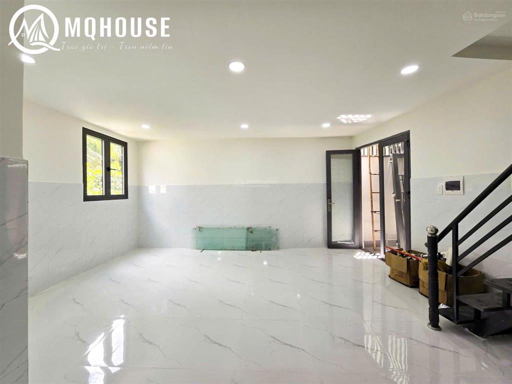 Duplex ban công|máy giặt riêng|full nội thất|mới đẹp|khu chế xuất tân thuận|gần quận 4 quận 1