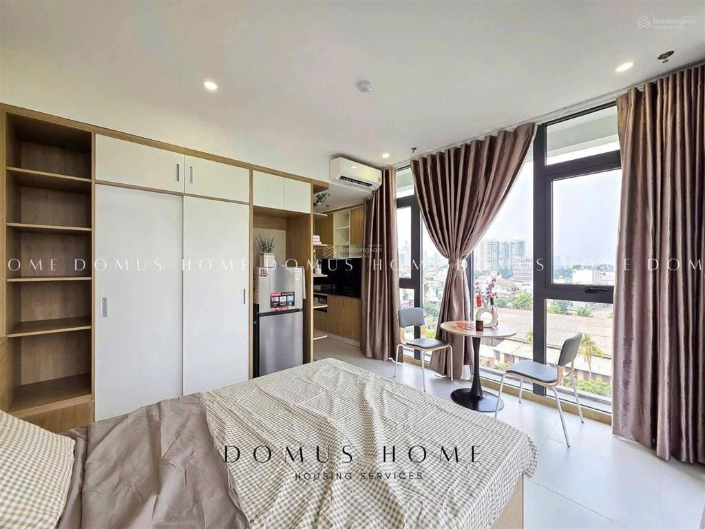 Quận 7, nhà mới, hầm xe, thang máy, bảo vệ, view sông, có khu bbq, điện giá nhà nước, gần ufm, rmit