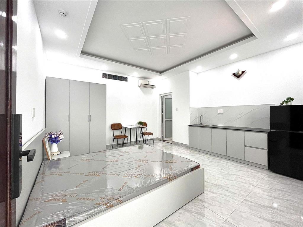 Quận 7, studio đầy đủ nội thất, nhà thang máy, mới đẹp, gần lotte, trung tâm, rmit, tdtu, ufm