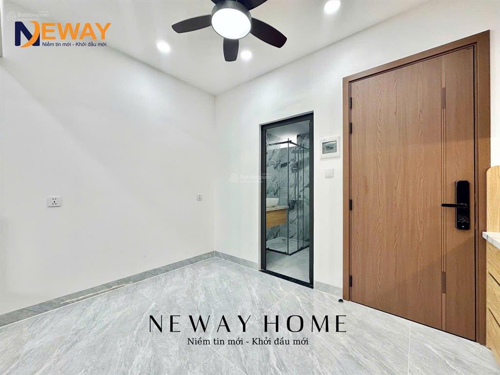 1 pn,ban công thoáng, hầm xe, thang máy, nội thất mới, máy lọc nước, máy giặt riêng, mới đẹp, ở lền