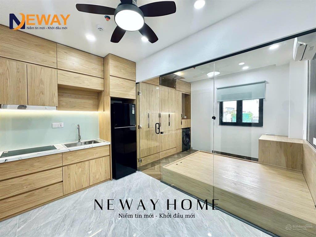 1 pn,ban công thoáng, hầm xe, thang máy, nội thất mới, máy lọc nước, máy giặt riêng, mới đẹp, ở lền
