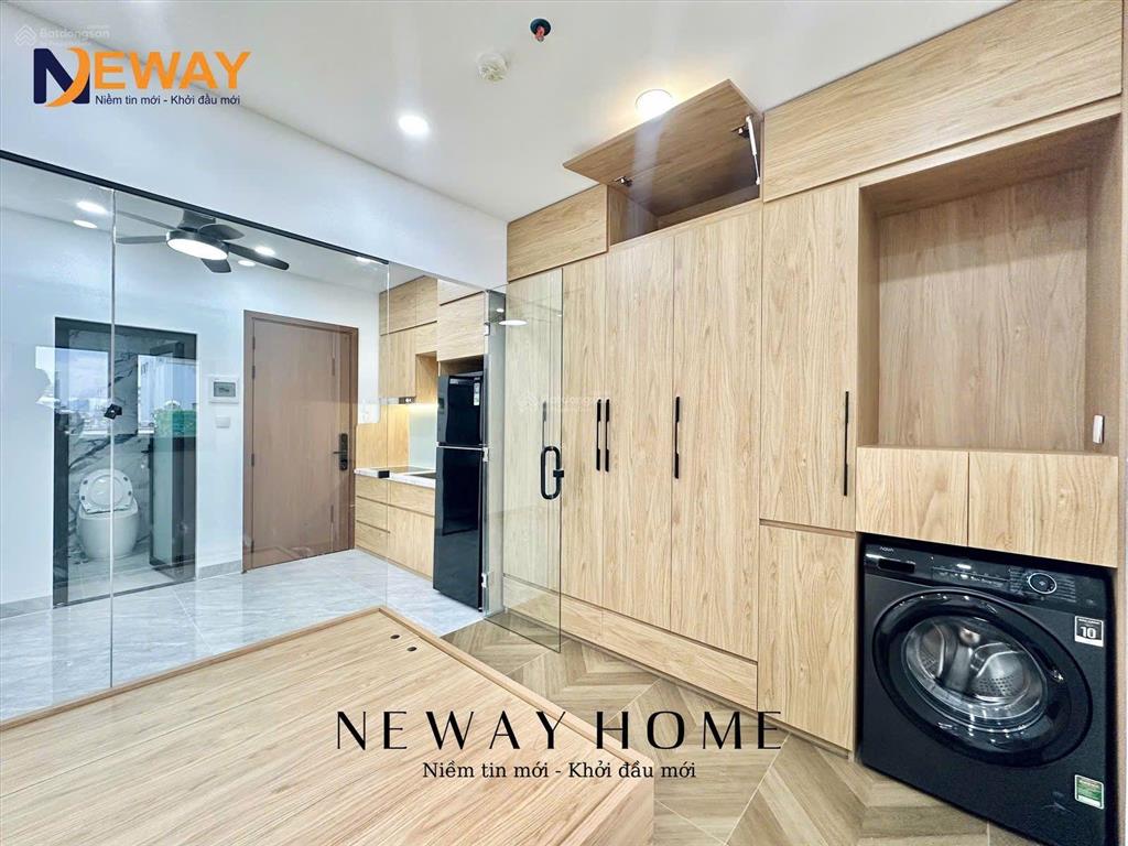 1 pn,ban công thoáng, hầm xe, thang máy, nội thất mới, máy lọc nước, máy giặt riêng, mới đẹp, ở lền