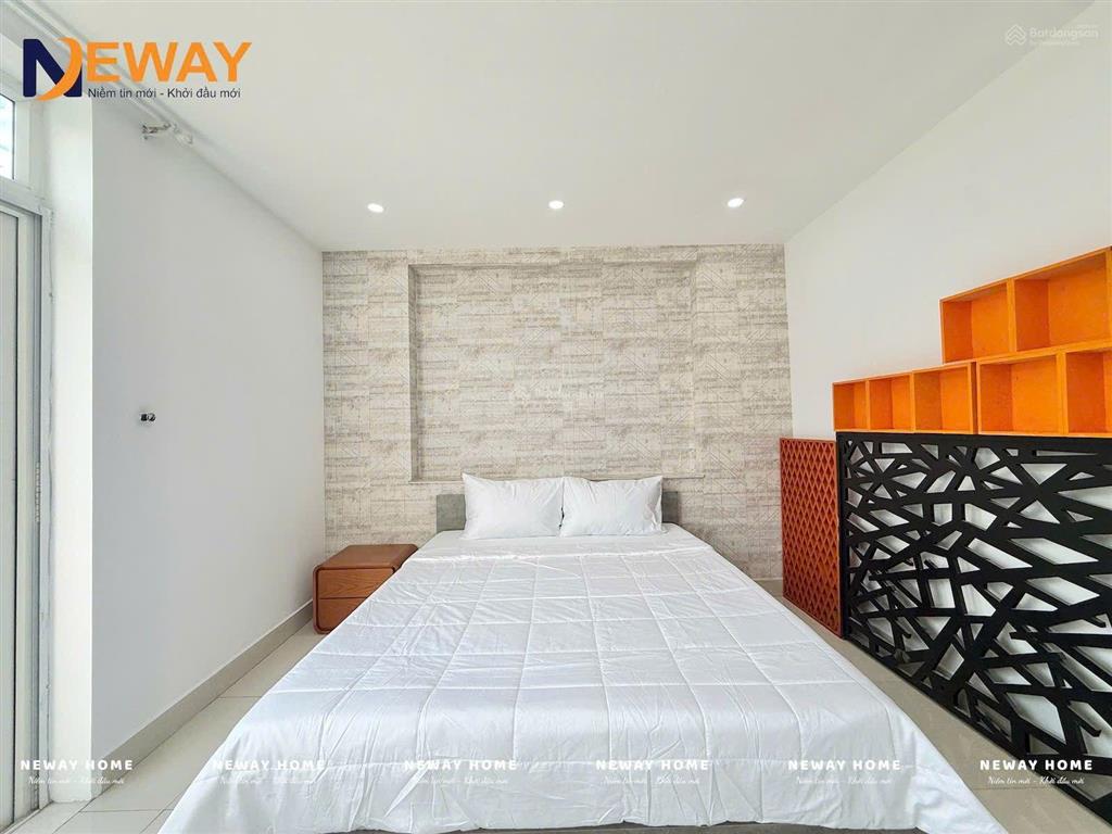 Studio ban công, gần vivo, crescent mall, sky garden, phú mỹ hưng, free dịch vụ giặt sấy dọn phòng