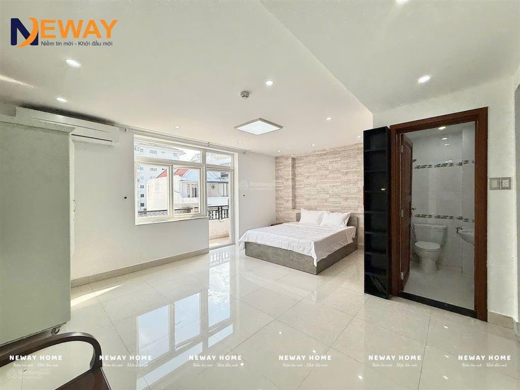 Studio ban công, gần vivo, crescent mall, sky garden, phú mỹ hưng, free dịch vụ giặt sấy dọn phòng