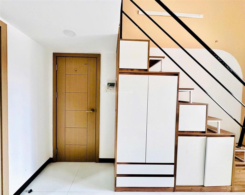 Duplex cửa sổ, gần lotte, tdtu, ufm, full nội thất, đi trung tâm chỉ 5 phút