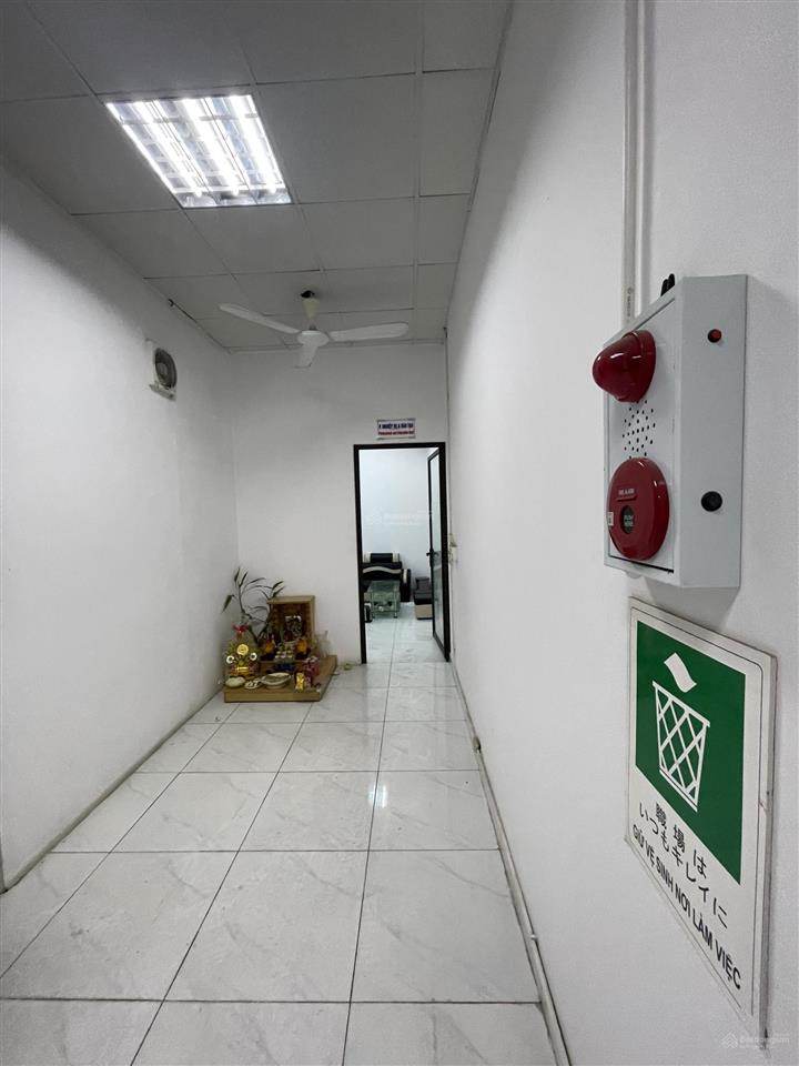 Cần cho thuê tòa nhà làm văn phòng, trung tâm du học.. 175m 5 tầng nổi 1 hầm