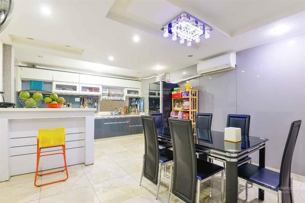 Bán nhà 80m2 (4 x 20) | 5 tầng mới ở ngay gần mặt tiền ni sư huỳnh liên tân bình chỉ 9 tỷ hơn