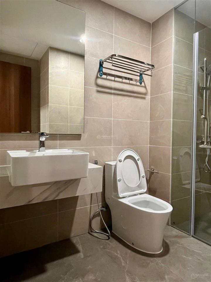 The privia cho thuê 1pn giá 9,5tr/th có máy lạnh, bếp