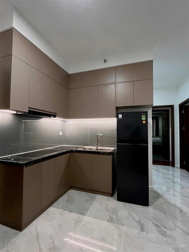 The privia cho thuê 1pn giá 9,5tr/th có máy lạnh, bếp