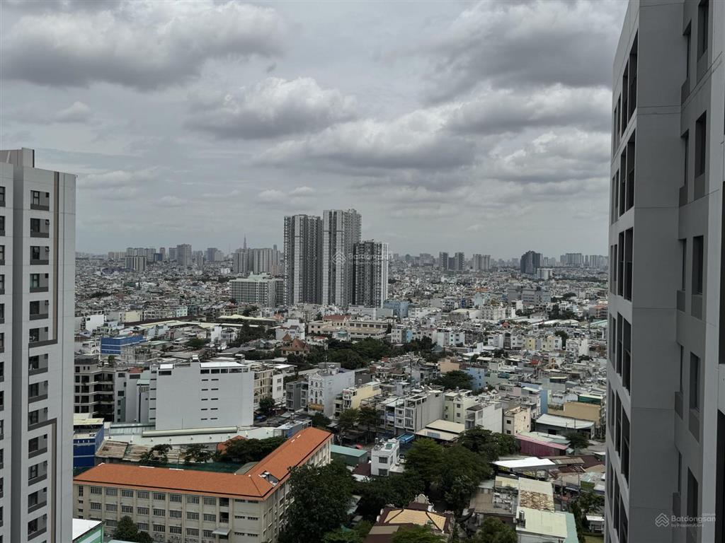 The privia cho thuê 1pn giá 9,5tr/th có máy lạnh, bếp