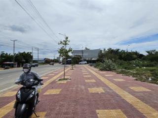 * bán gâp 9000m2 đât lagi, gần cảng lagi bình thuận giá 75 tỷ tl