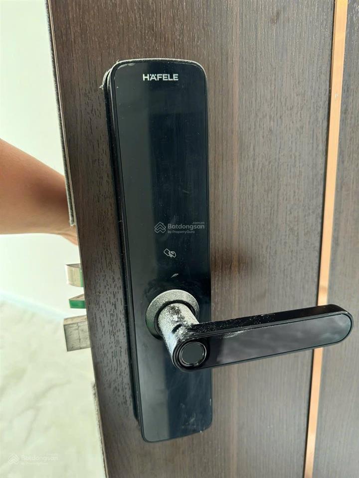 * the privia cho thuê 2pn giá 10tr/th tầng trung ở liền