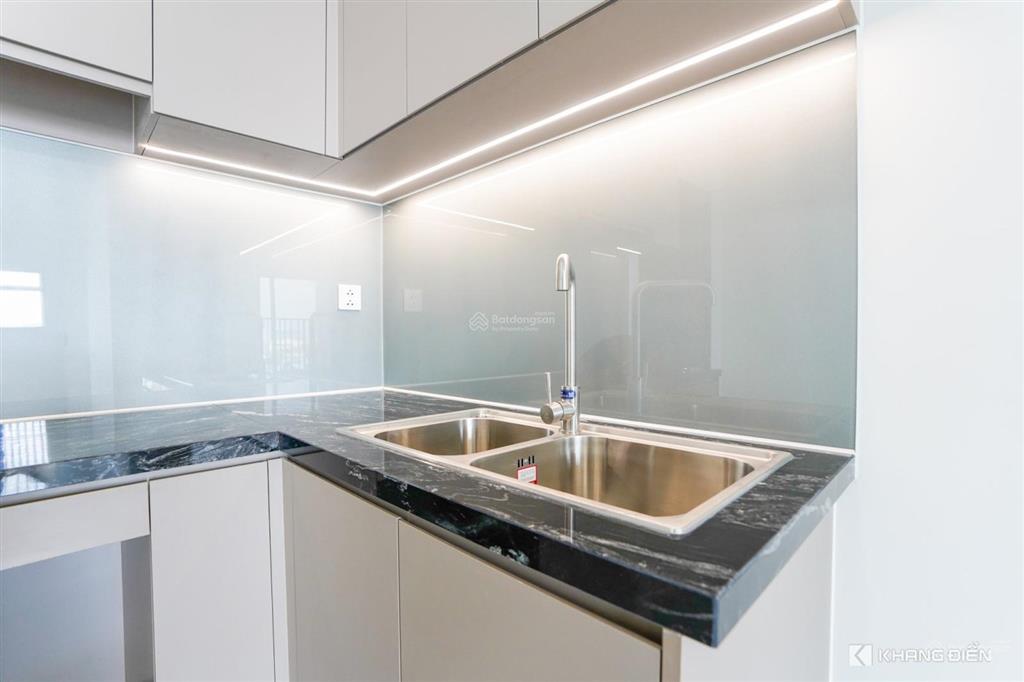 • the privia căn 02pn giá 11tr/th có sẵn máy lạnh, ở liền được