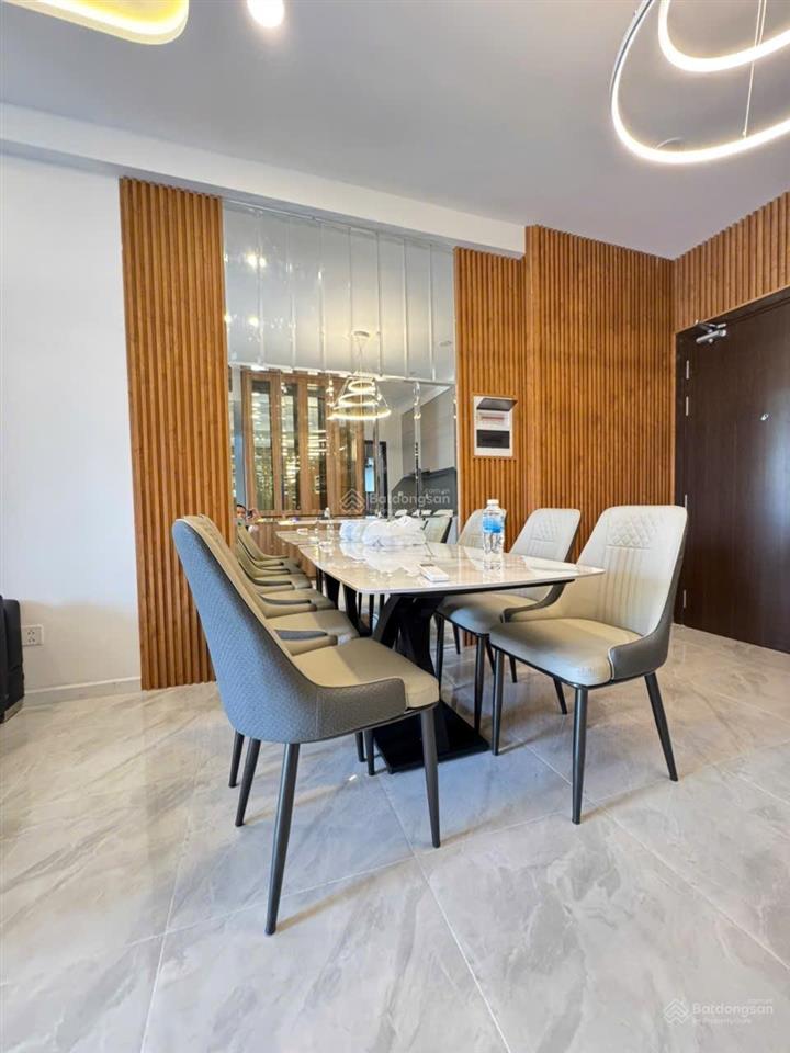* the privia 03pn tầng cao view đông tứ trạch giá 5.5 tỷ