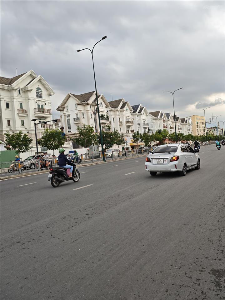 Siêu phẩm vua dòng tiền20chdv140tr/thsát lotte,citylandsfull nt đẹp mê hồnln8%/năm0902 837 ***
