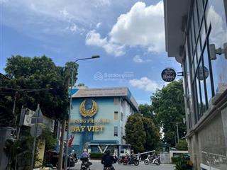 Hiếm!khuvip sát sân bayôtô kinh doanh tuyệt đỉnhxd 7tầngview triệu đô180m2ra là bay0902 837 ***