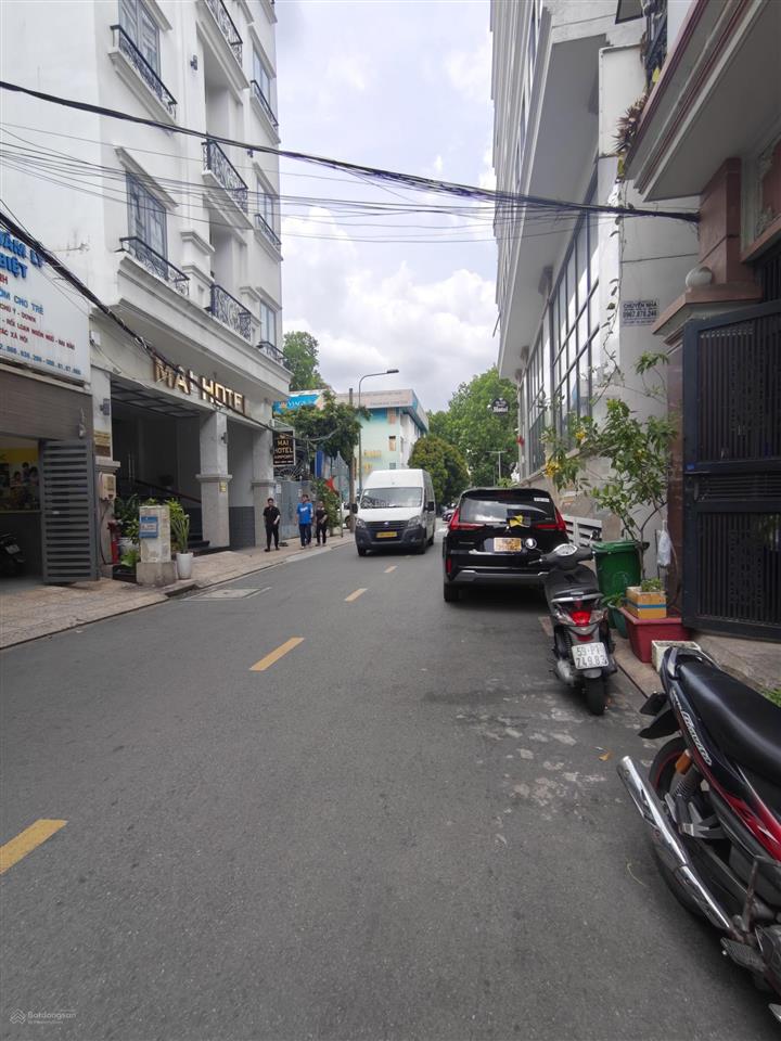 Đất vàng!180m2ngay cửa ngõ sân bayvị trí xứng tầm xd trụ sở nhận diện thương hiệu số 10902 837 ***