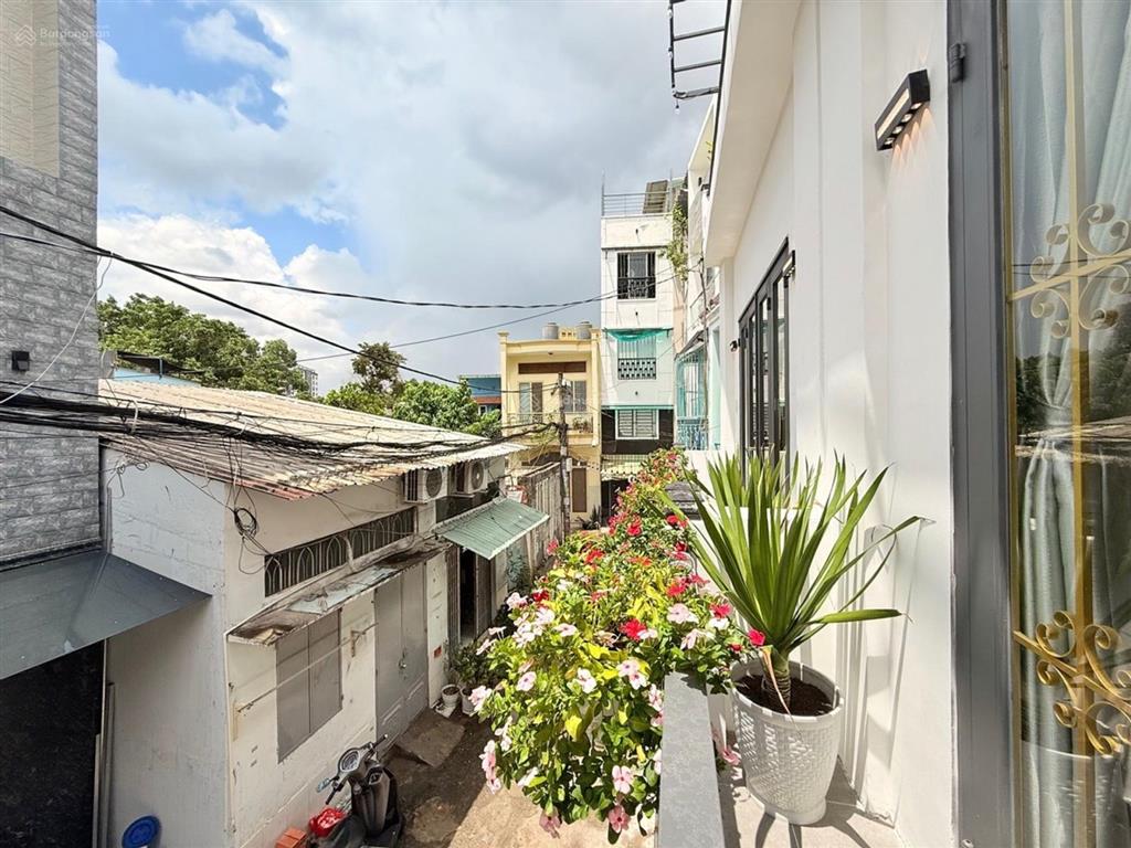 Đầu tư&an cưmua1 được2mới 100%2tầng 60m2nội thất xịnhxh nơ trang longdòng tiền40tr0902 837 ***