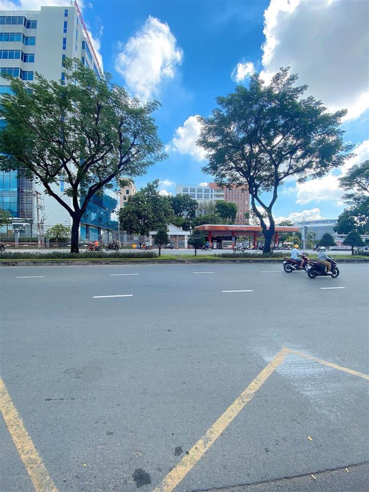 Siêu phẩm!mttô ký200m2cho thuê 30tr/thángsát cvpmquangtrung ngộpbán gấpchỉ 13.5 tỷ0902 837 ***