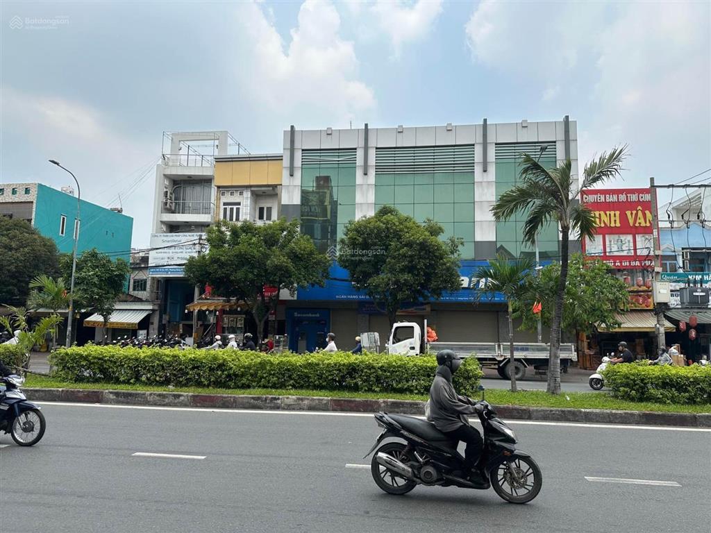 Siêu phẩm!mttô ký200m2cho thuê 30tr/thángsát cvpmquangtrung ngộpbán gấpchỉ 13.5 tỷ0902 837 ***