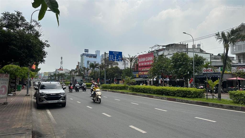 Siêu phẩm!mttô ký200m2cho thuê 30tr/thángsát cvpmquangtrung ngộpbán gấpchỉ 13.5 tỷ0902 837 ***