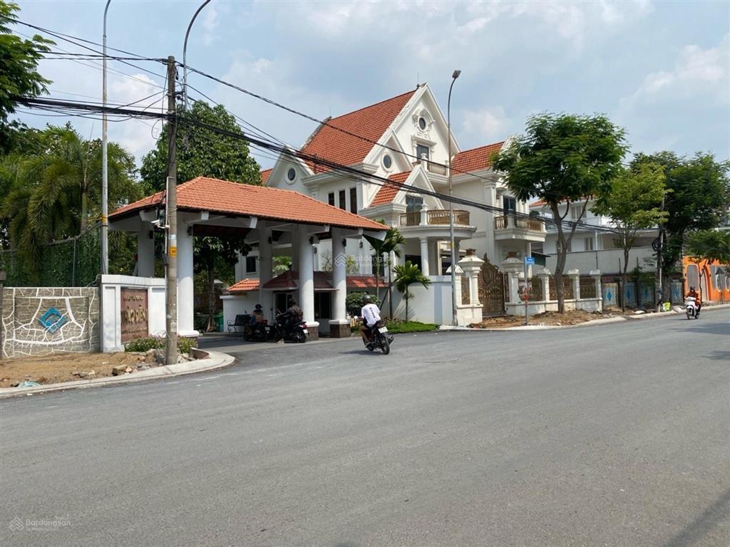Biệt thự triệu đô ngay metro thảo điền651m2hồ bơi riêngsân vườn bbqan ninh 24/7chỉ 170tr/m2