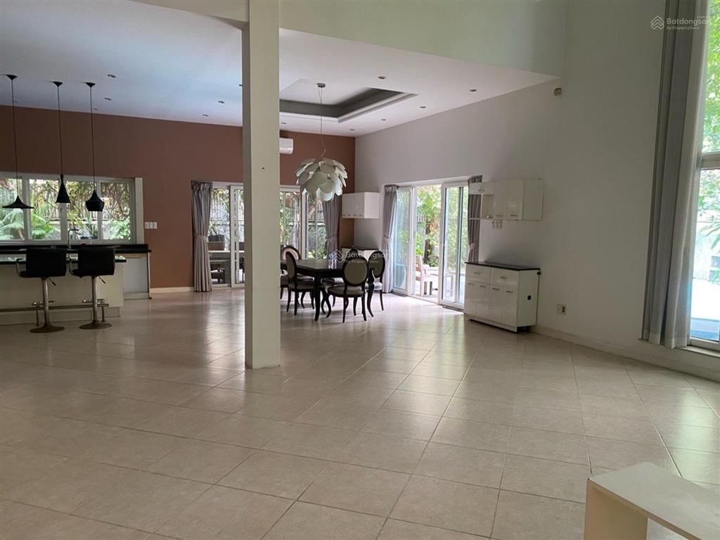 Biệt thự triệu đô ngay metro thảo điền651m2hồ bơi riêngsân vườn bbqan ninh 24/7chỉ 170tr/m2