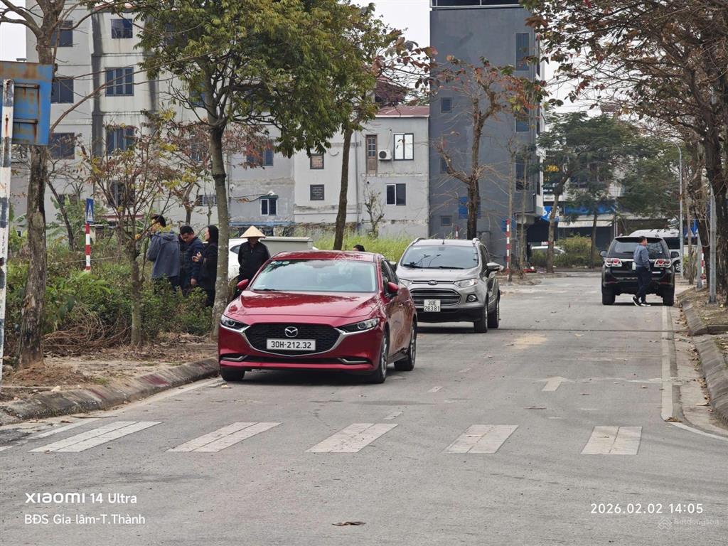 Khu tái định cư kim sơn diện tích 80m mặt tiền 5m vuông đẹp, dễ thiết kế nhà
giá chỉ 6,x tỷ