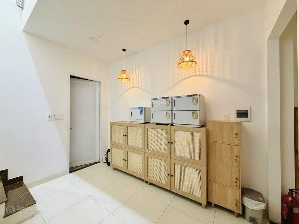 Bán nhà mặt tiền kinh doanh ngay kinh dương vương, sát vòng xoay phú lâm