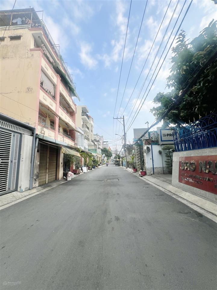 Bán nhà mặt tiền kinh doanh ngay kinh dương vương, sát vòng xoay phú lâm