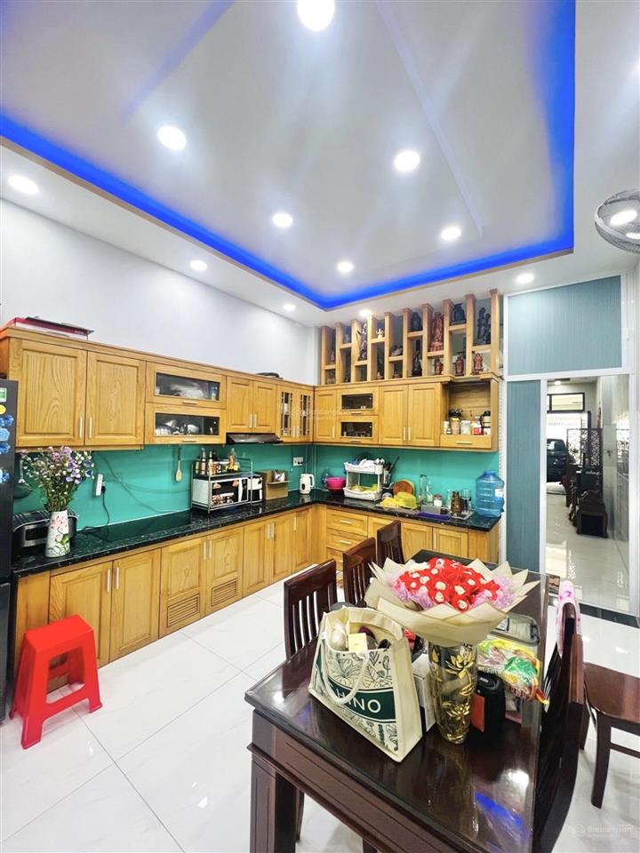 Nhà 3 tầng mặt tiền khu tên lửa, đối diện bến xe miền tây  kinh dương vương, 4mx20m, chỉ 8.5 tỷ.