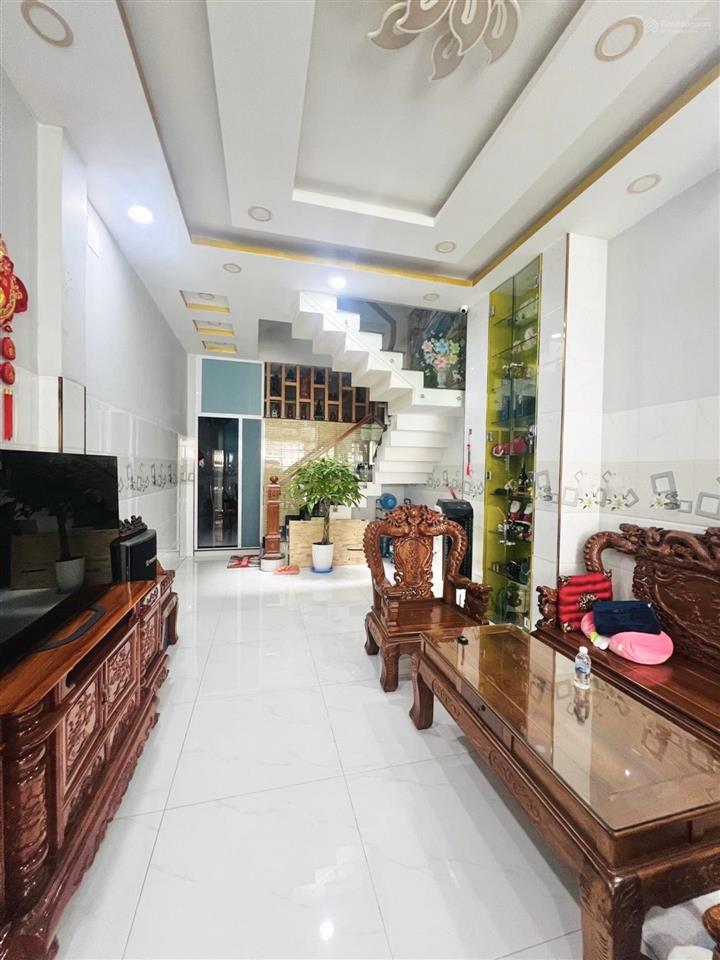 Nhà 3 tầng mặt tiền khu tên lửa, đối diện bến xe miền tây  kinh dương vương, 4mx20m, chỉ 8.5 tỷ.