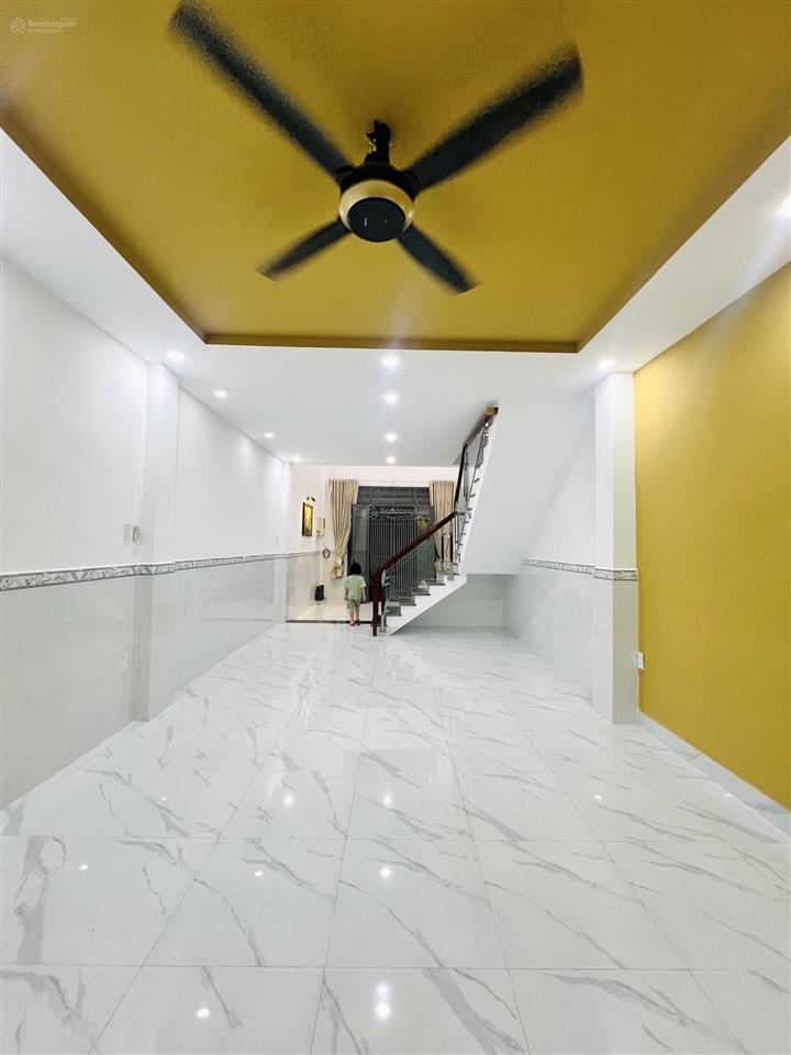 Bán nhà 2 tầng khu bình phú, diện tích lớn 4mx20.5m, đường nhựa xe hơi ngủ nhà, chỉ 7.9 tỷ.