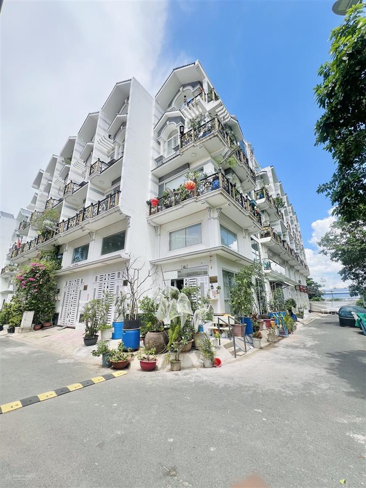 Nhà 5 tầng (4mx14m), khu dân cư cao cấp an dương vương, đối diện công viên, nhỉnh 6 tỷ.