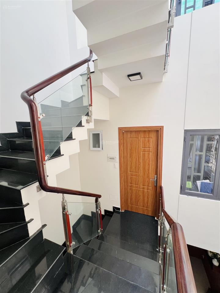 Chính chủ bán nhà 4 tầng an dương vương (4.2m x 20m)  4pn, 5wc  full nội thất  chỉ hơn 8 tỷ.